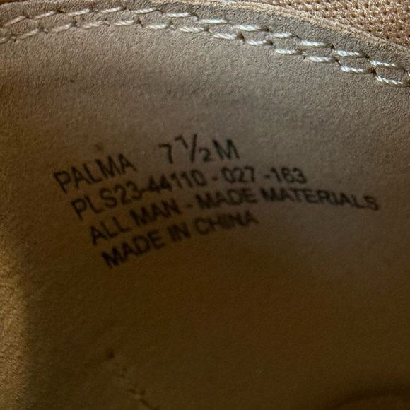 NWT Frye and Co. Womens Palma Stacked Heel Booties, Light Tan, Size 7 1/2 - Picture 7 of 7